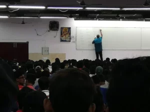 Chemistry House Kakadeo teacher